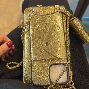 Like new Bandolier 3 piece crossbody set